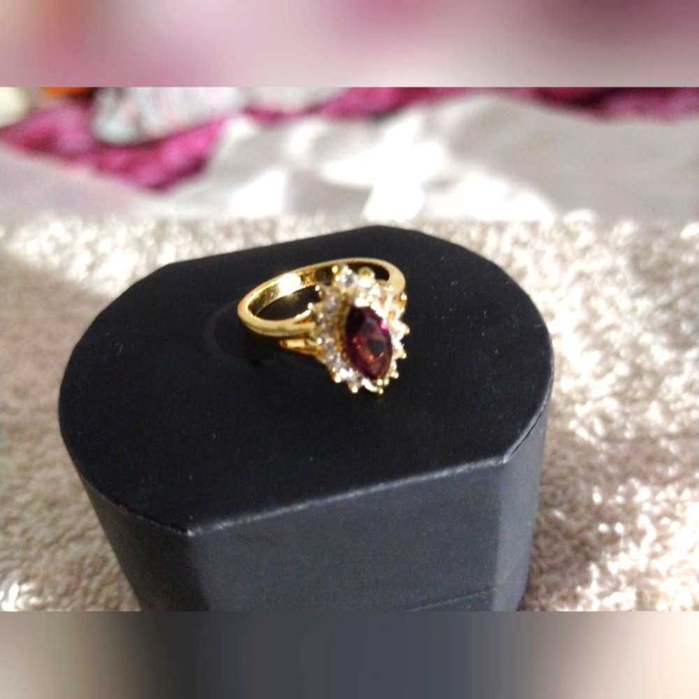 Vintage Purple Stone Cocktail Ring Gold Tone Marquise Cut Size 7